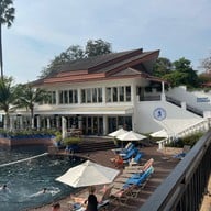 The Beach Club Restaurant พัทยา