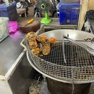 เต้าหู้ทอดป้ายุพิน ตลาดหัวรอ