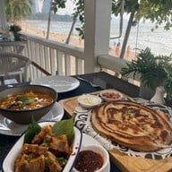 The Beach Club Restaurant พัทยา