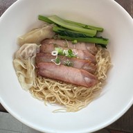 แซ่พุ้น ข้าวหน้าไก่หล็อกหงาทิ้น ศาลเจ้าพ่อเสือ