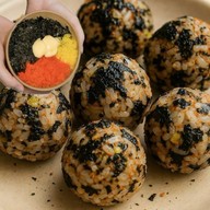Central Food Dusit Central Park (Parkside Market)