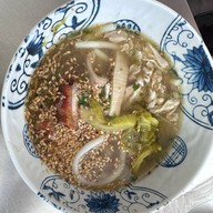 ขนมจีนไหหลำโกหลุ่น (KOLUN.H) เสาชิงช้า (Giant Swing)