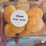 เมนูของร้าน ล้านขนม ซอยมังกร ชิ้นเดียวก็ราคาส่ง ซอยมังกร