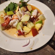 Home 333 Cafe & Bar - โฮม 333 คาเฟ่แอนด์บาร์