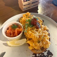 BARTELS Asok - Sourdough Sandwiches, Coffee & Juicery อโศก