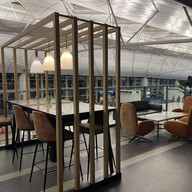 Kyra Lounge Gate 40