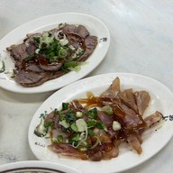曹家牛肉麵-吳鳳店