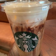 Starbucks Grand Postal Building