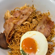 Noodzilla ผัดมาม่าเกาหลี สาขาตลาดกัลปพฤกษ์ กัลปพฤกษ์