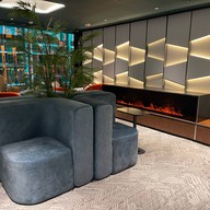 Kyra Lounge Gate 40