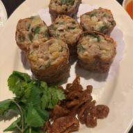 Lu Sang Restaurant 呂桑食堂