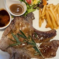 STATION 88 - ข้าวเนื้อออส & สเต็ก