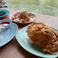เมนูของร้าน ร้านป้ามะลิ น้ำตกริมทาง