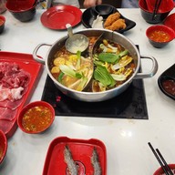 สุกี้ตี๋น้อย สิงห์บุรี