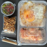 Nhomnong หนมนง