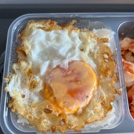 Nhomnong หนมนง