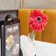 เชฟถนอม ซีคอน ศรีนครินทร์