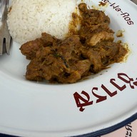 กะเพราชีวารส X ก๋วยเตี๋ยวเรือ ป.ประทีป สาขาศิริการ