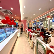 บรรยากาศ Swensen's เซ็นทรัลเวสต์วิลล์