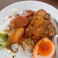 ข้าวหมูแดงสุพรรณ (สาขา2)