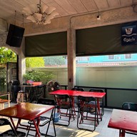 ร่มไม้บุฟเฟ่ต์