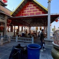 บรรยากาศ Wat Kalayanamit Woramahawihan วัดกัลยาณมิตร วรมหาวิหาร(หลวงพ่อโต)ซำปอกง