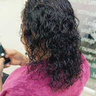 Sudjai Beauty เสริมสวยครบวงจร