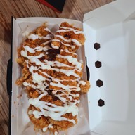 ไก่ทอดยูชิก เดอะพร้อม ดินแดง 001