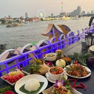 Rim Rooftop Dining & Bar