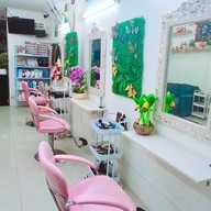 Sudjai Beauty เสริมสวยครบวงจร