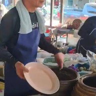 หน้าร้าน ส้มตำเจ้ไก่อุดร 3