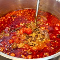 เมนูของร้าน ขนมจีนน้ำเงี้ยว อร่อยเริ่ด