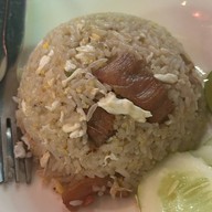 พรุ่งนี้วันเสาร์ ลาดพร้าว