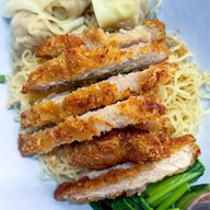 บะหมี่มังกรคู่ หมู่บ้านเสรี 1