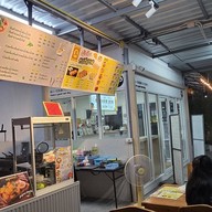 เจ๊เง็กวาณิชก๋วยเตี๋ยวต้มยำปลา ซอยนวลจันทร์36