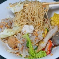 เกี๊ยวปลาเสวย กังทงเฮง