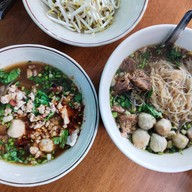 เมนูของร้าน ก๋วยเตี๋ยวบ้านแม่ หัวทุ่ง นครปฐม สาขา 1 หัวทุ่ง นครปฐม