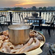 พระนคร Grill ท่ามหาราช