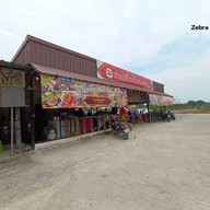 หน้าร้าน ก๋วยเตี๋ยวเรือสามสมุทร สาขาสุขสวัสดิ์76