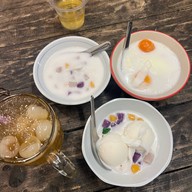 ลิ้มบัวลอยกะทิสด