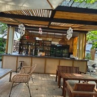 บรรยากาศ Gimmick Cafe & Restaurant gimmickcaferestaurant gimmickcaferestaurant