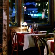บรรยากาศ ALBERTO’S PIZZERIA & TRATTORIA