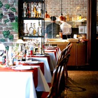 บรรยากาศ ALBERTO’S PIZZERIA & TRATTORIA