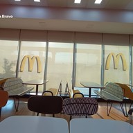 บรรยากาศ McDonald's ซีคอน สแควร์ 1