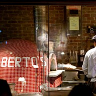 บรรยากาศ ALBERTO’S PIZZERIA & TRATTORIA