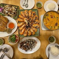 ฟาร์มกุ้งทองซีฟู้ด -