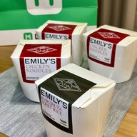 Emily's เส้นหมี่ไก่ฉีก เจริญนคร 10