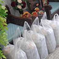 บรรยากาศ ข้าวคลุกกะปิอีซี่(เก๋) หมู่บ้านฝนทองนิเวศน์ซอย3