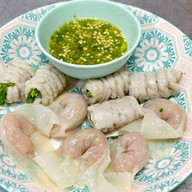 เกี๊ยวปลาเจ้ย้ง สาขา 1