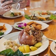WanDeeDee Cafe X Restaurant